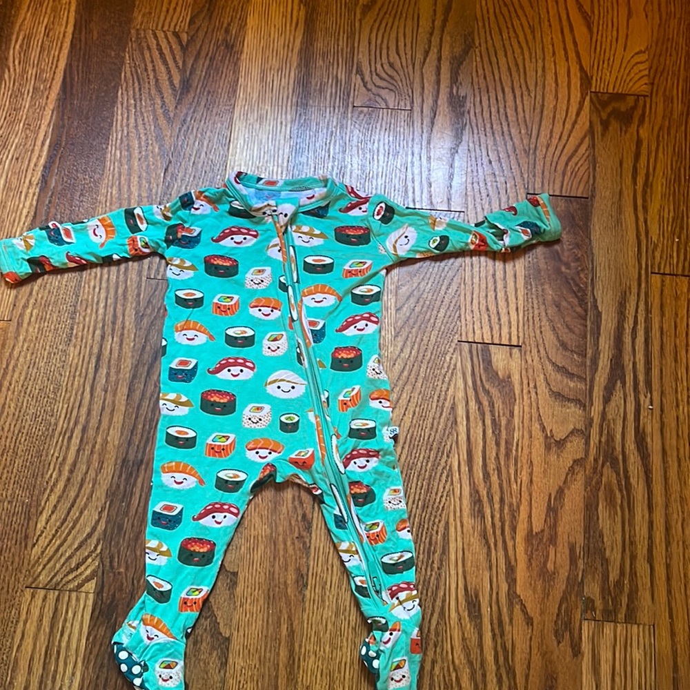 Bums and Roses Footed Zippies EUC Sushi Print Newborn